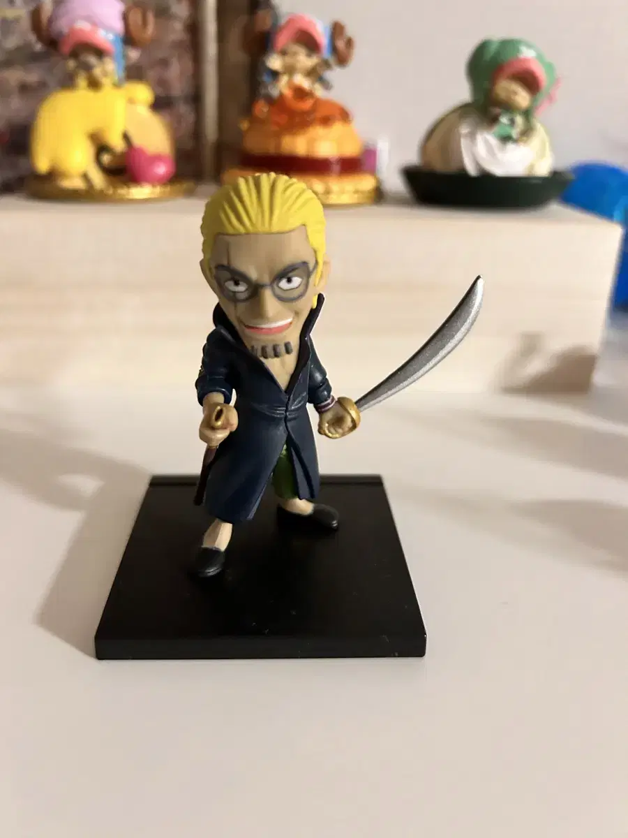 (Genuine) ONEPIECE Riley Youth Figure!