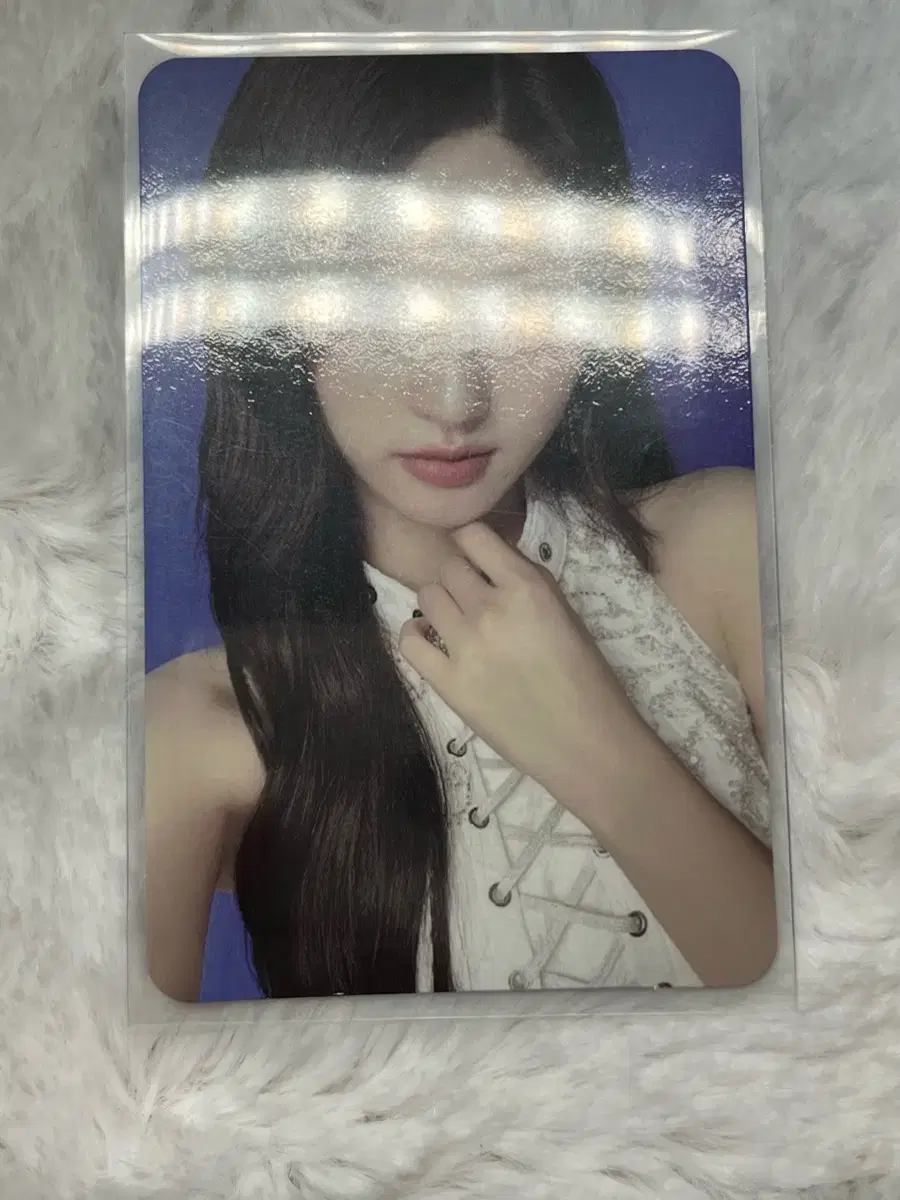 (Lowest Price)ive worldtour dvd gaeul photocard sells