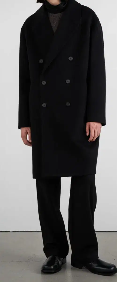 Insulated double-breasted cashmere coat size S