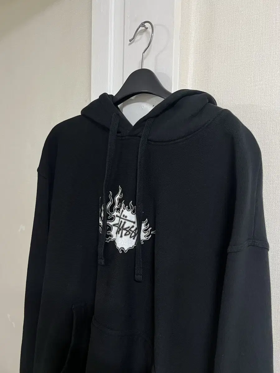 Stussy Dragon Hoodie (size L)