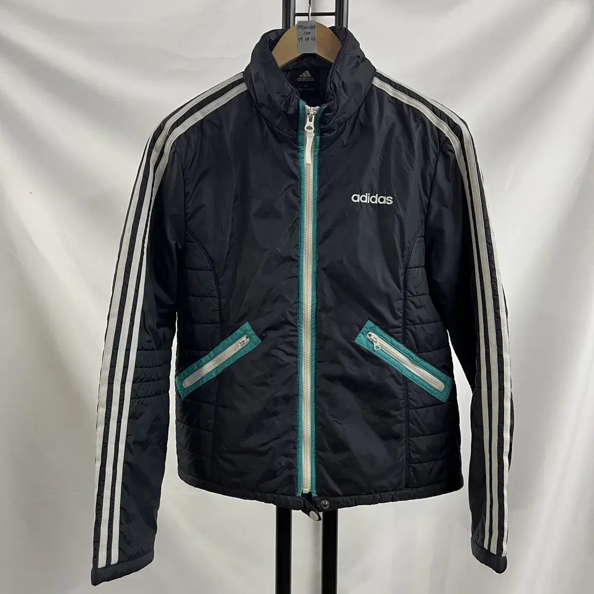 [authentic/100] adidas Three-Season Quilted Jumper/Jacket (Lightweight Padding)