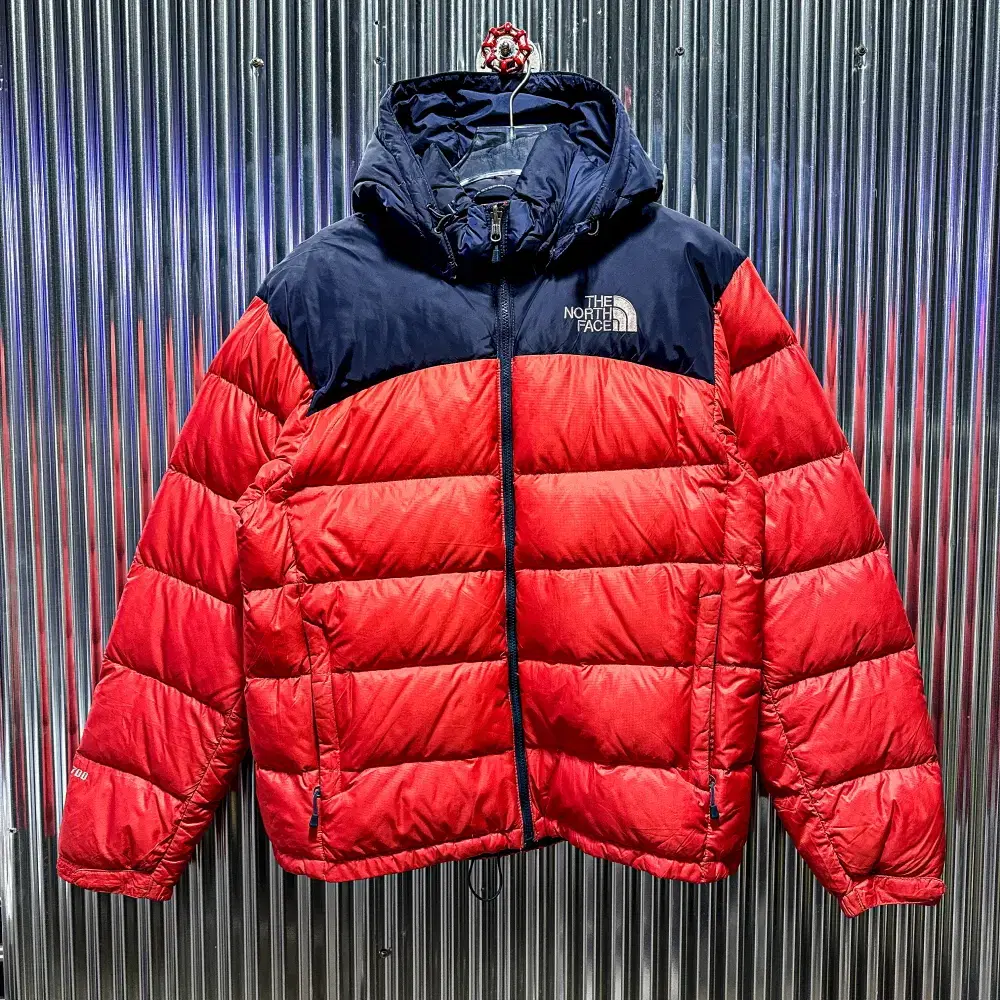 The North Face 700 Old School Down Puffer Jumper (Domestic L) CE925