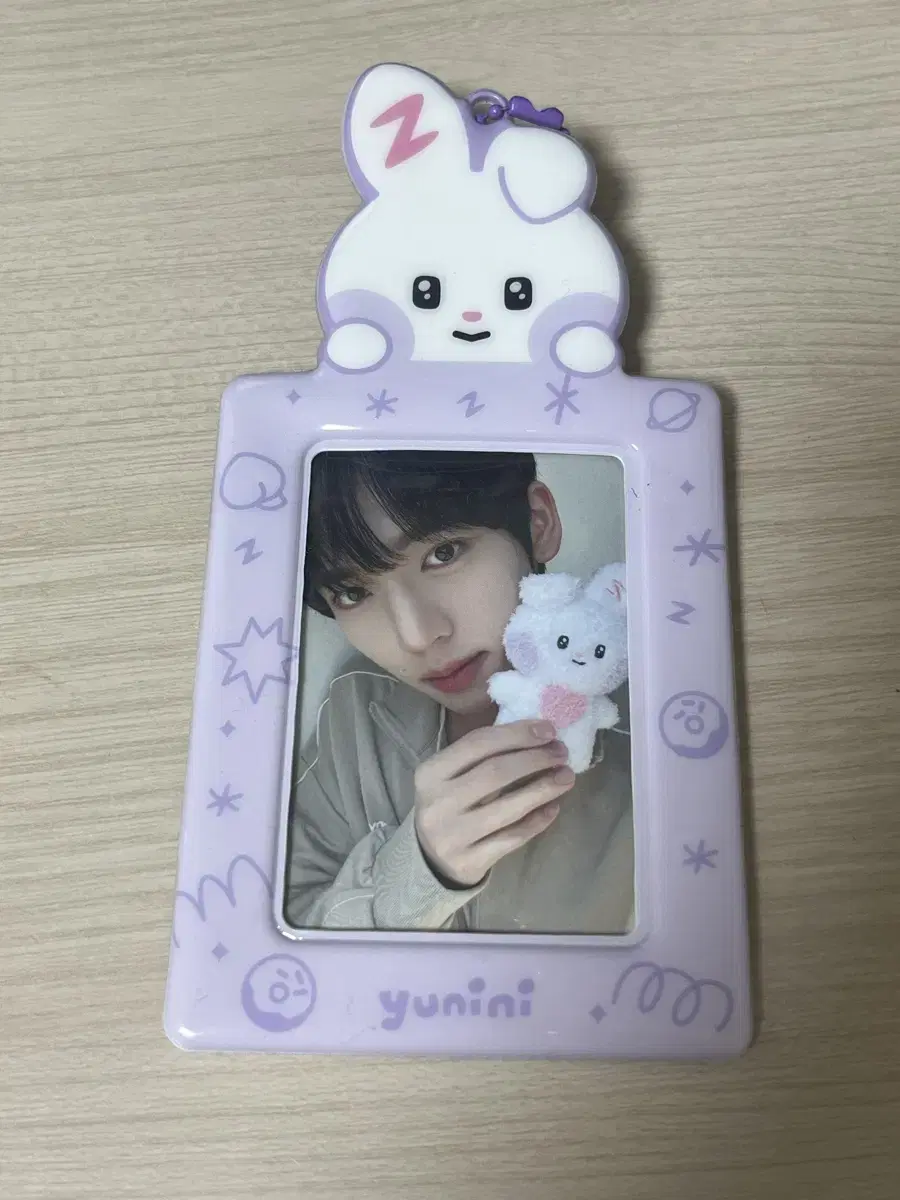 ZB1 han yujin uni photocard holder