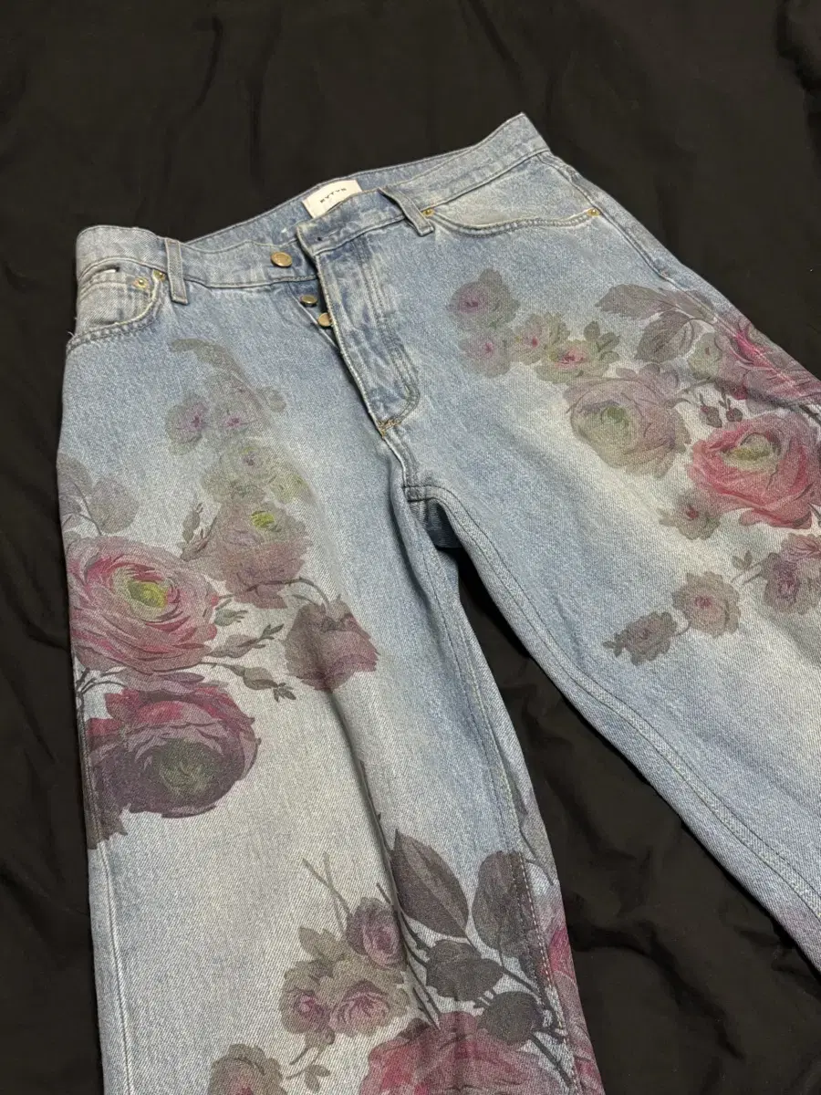 Itis Bloom Benz Denim Jeans