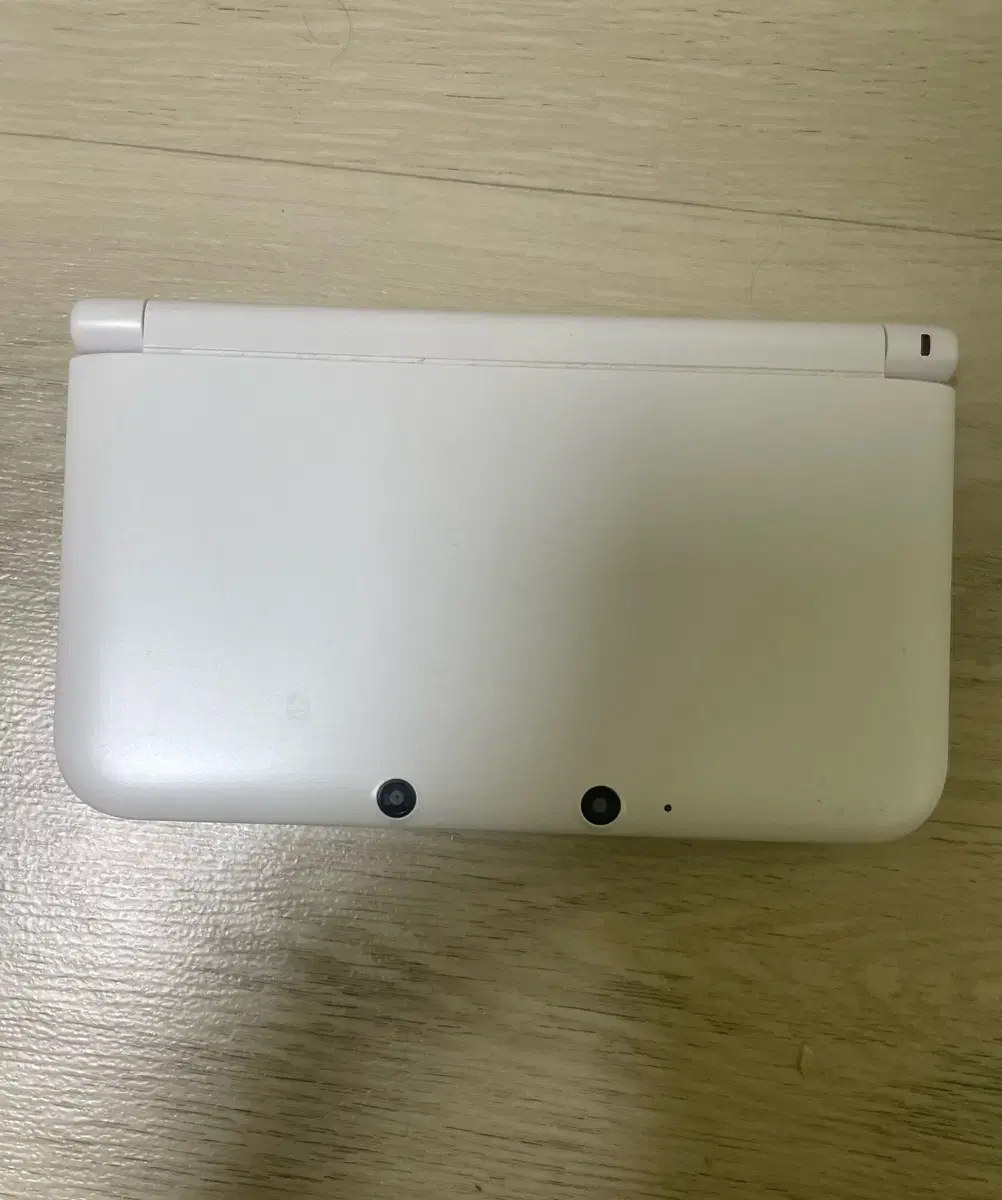 닌텐도 3ds xl + 충전기