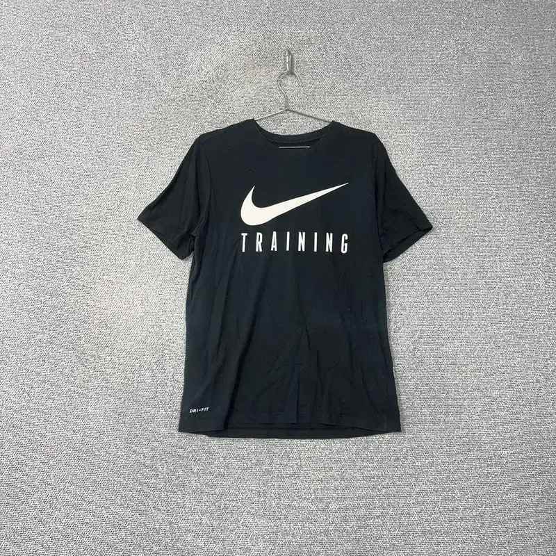 Men's Nike Training Short Sleeve Tee L