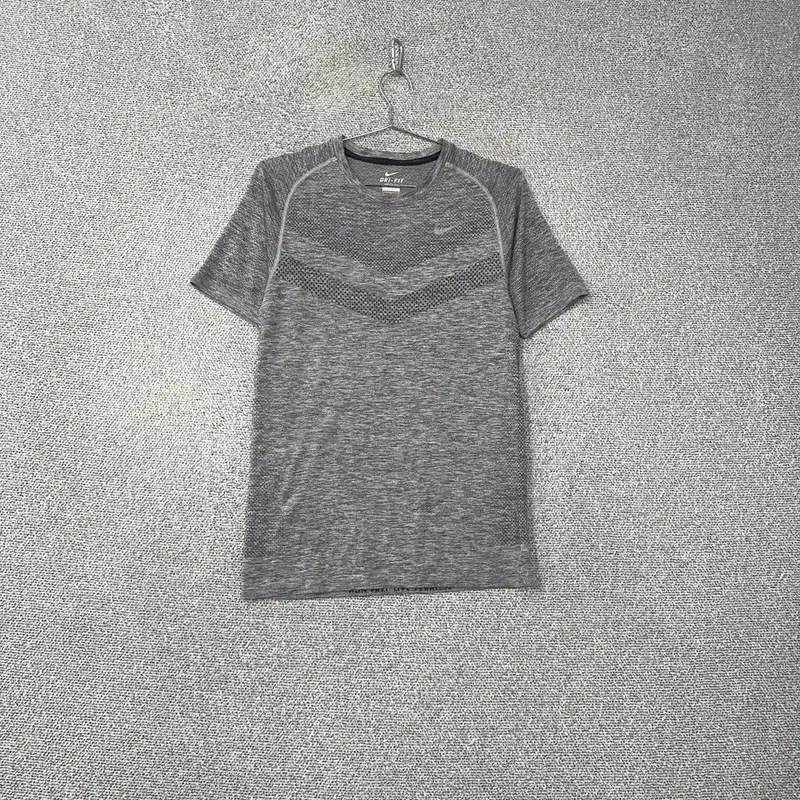 Nike DryFit Functional Vahn Tee S