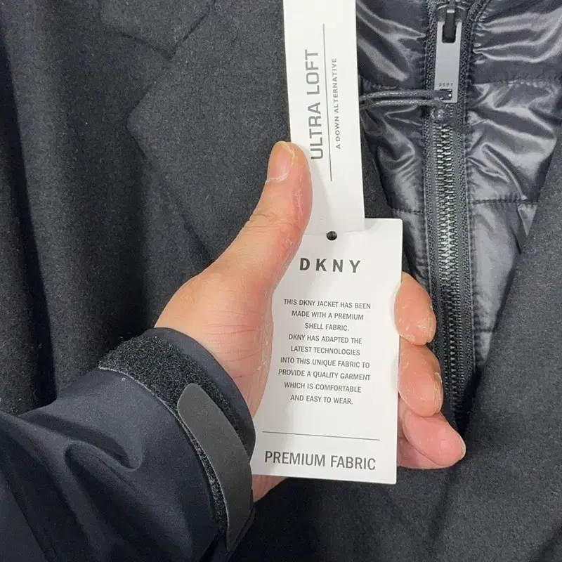 [새상품]DKNY 점퍼 내피 블랙 캐주얼 클래식 남성 점퍼 코트 M