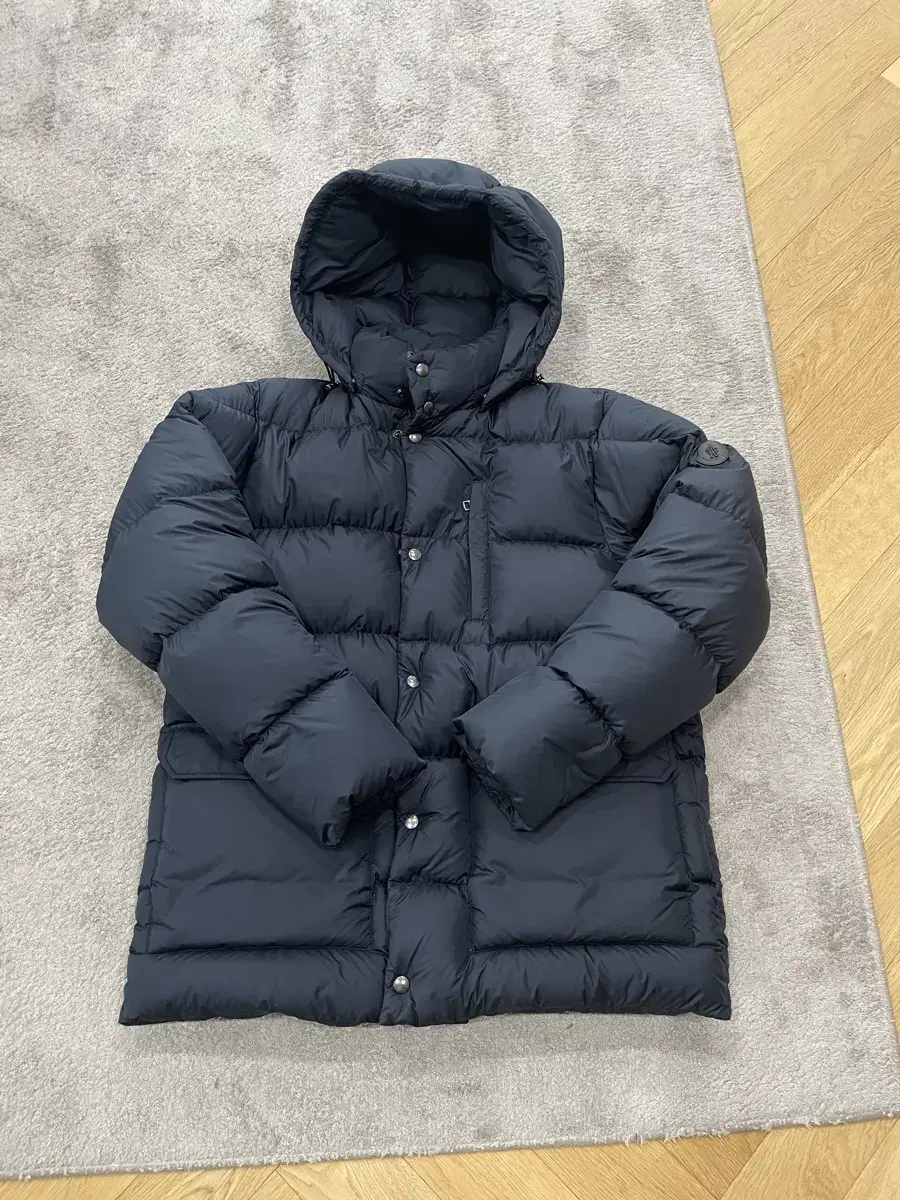 Moncler size 4