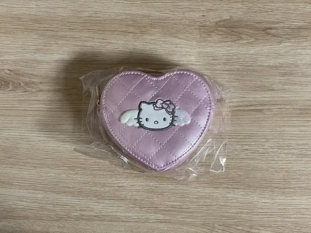 Angel Hello Kitty Classic Mascot doll Coin Purse Pouch Stationery Qualt