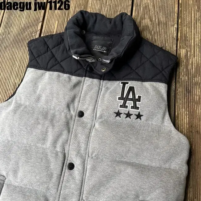 100 MLB VEST 엠엘비 조끼