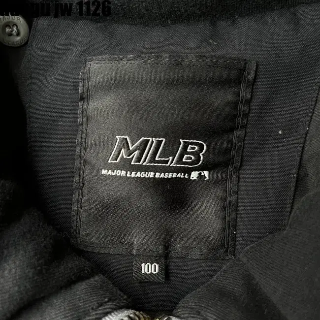 100 MLB VEST 엠엘비 조끼