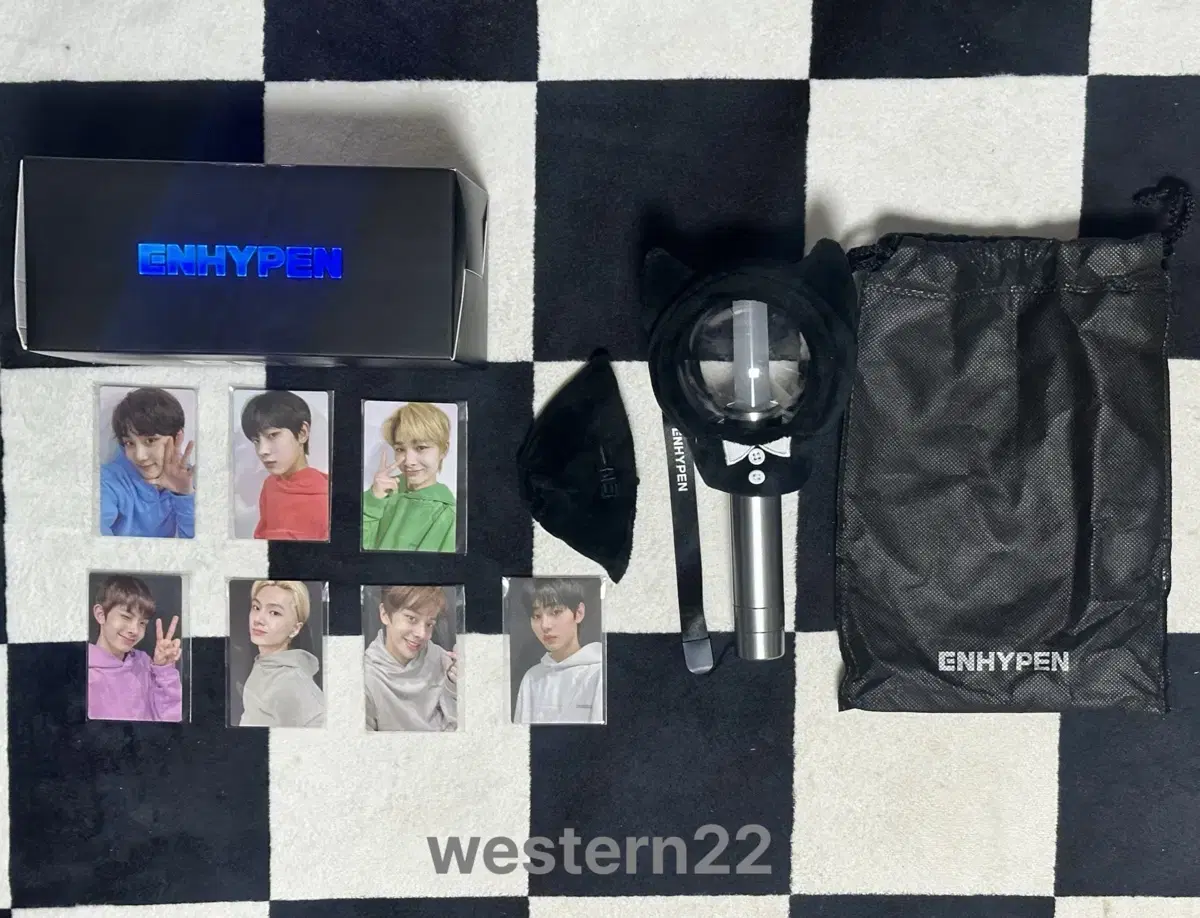 Enhypen lightstick (engine lightstick) & cover & photocard bulk WTS