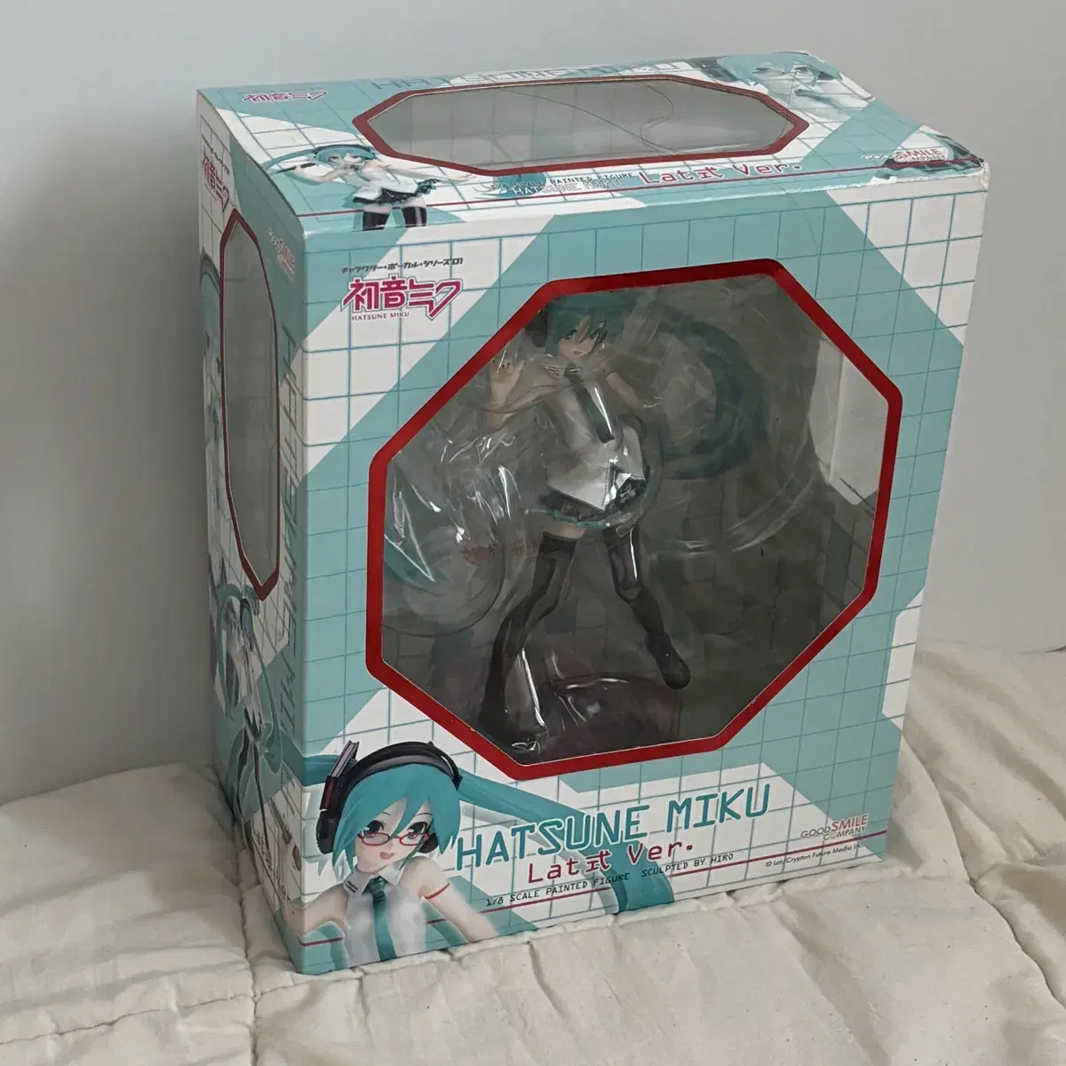 Hatsune Miku LAT Figure GlassesMiku Classical Beauty Girl