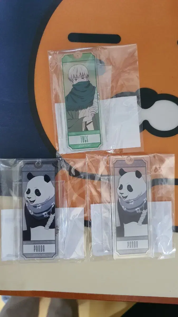 Zuu Spinning Marukuji acrylic Key Holder Toge Panda