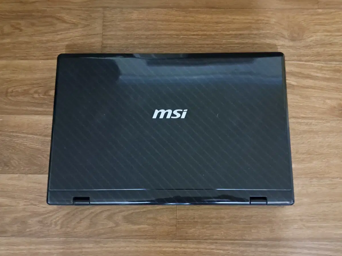 MSI 15.6" 노트북 6GB, SSD128GB, WINDOW10