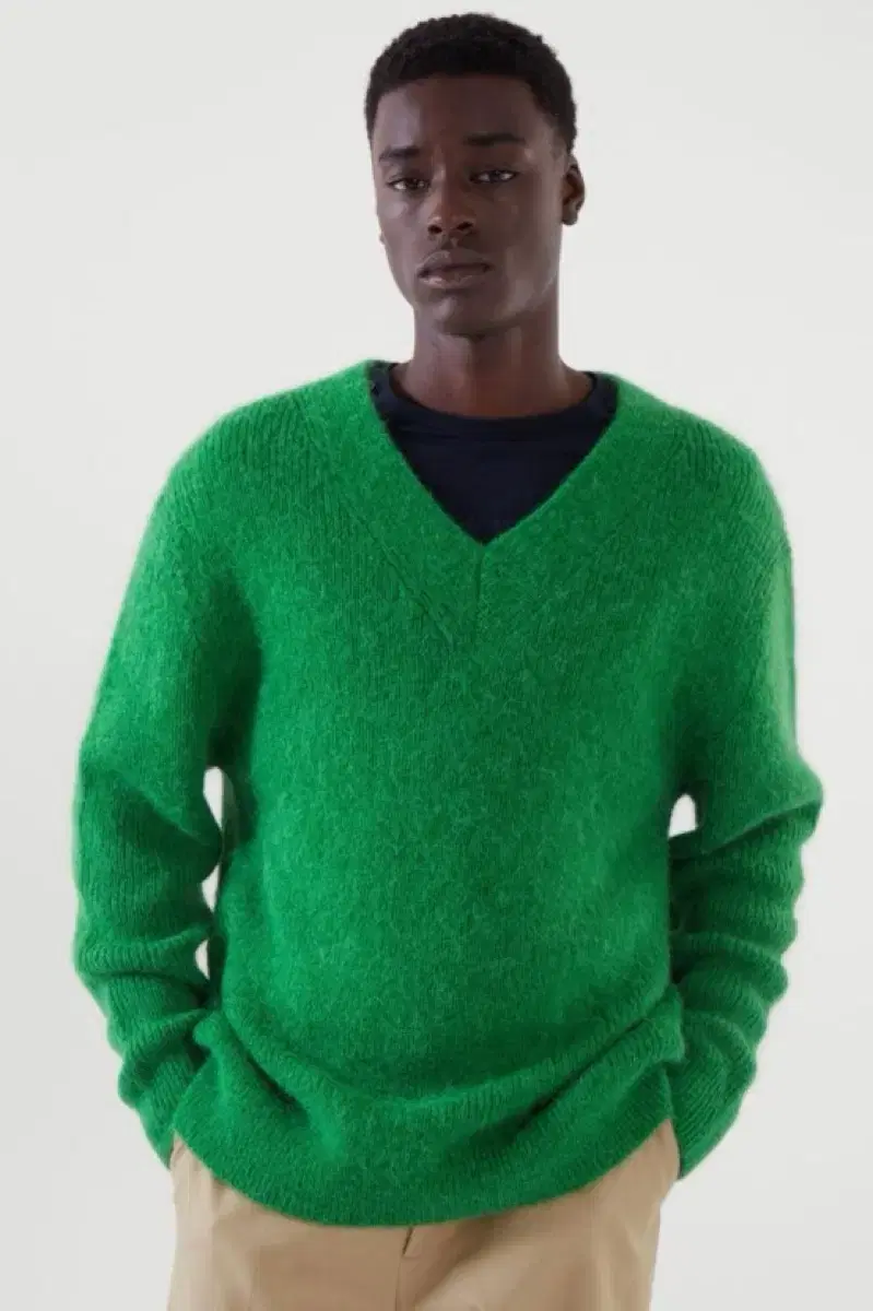 [M] COS COS Relaxed fit V-neck wool knit green