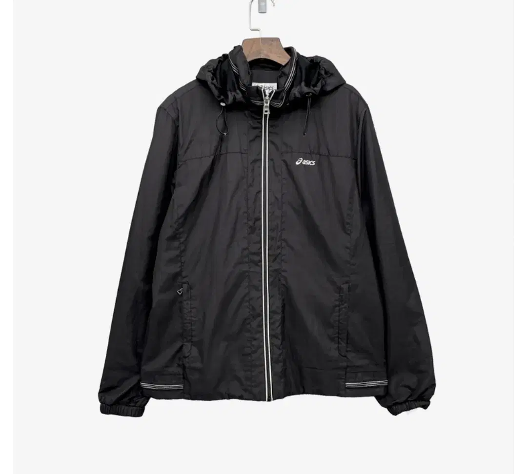 (105) Asics Windbreaker Jacket Black