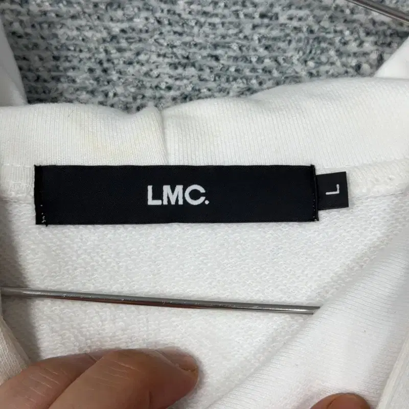 LMC 빅로고 화이트 오버핏 후드티 L