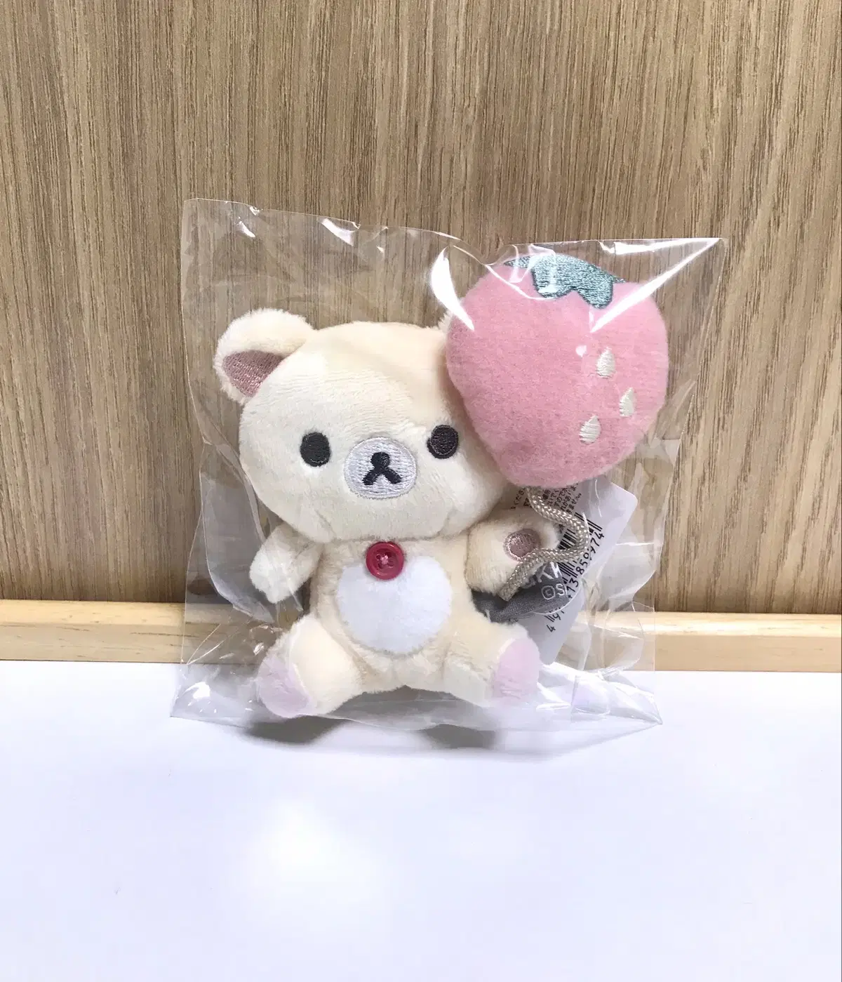 Korirakkuma Strawberry Balloon Tenori doll Korirakkuma