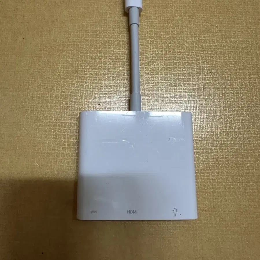 애플 USB-C 디지털 AV 멀티포트 어댑터 A2119  판매합니다.