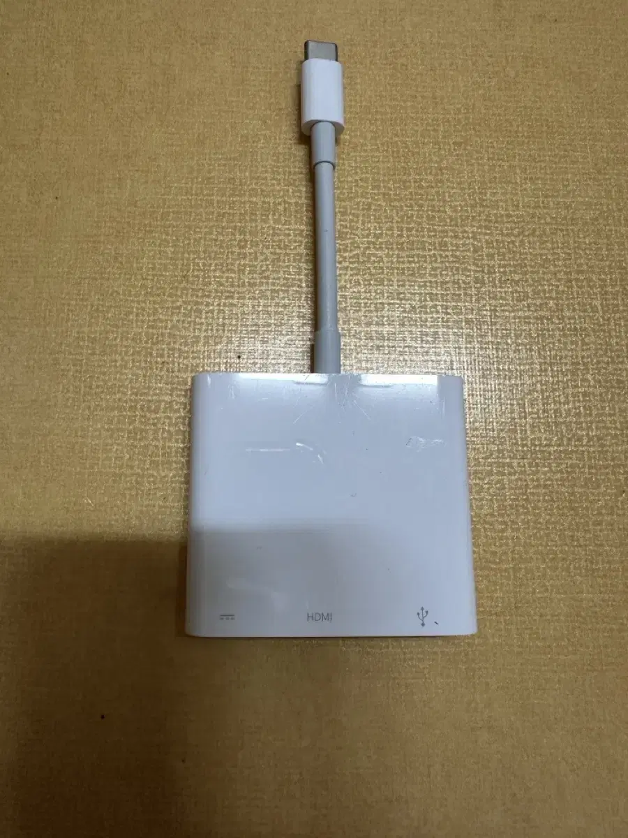 애플 USB-C 디지털 AV 멀티포트 어댑터 A2119  판매합니다.