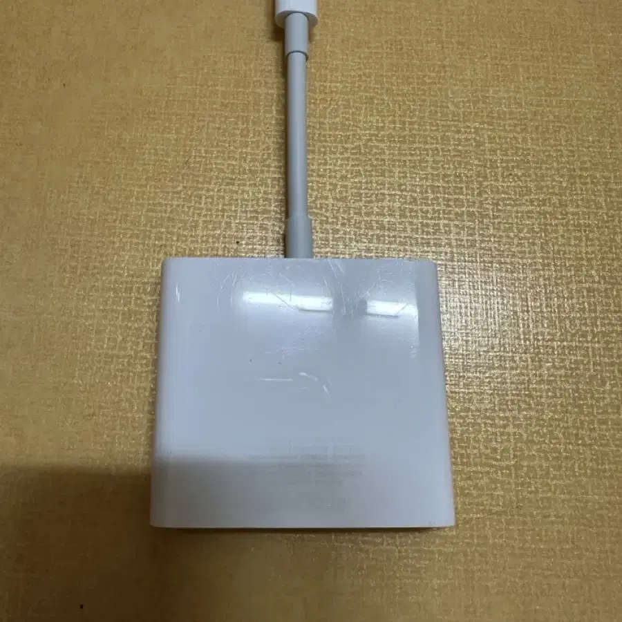 애플 USB-C 디지털 AV 멀티포트 어댑터 A2119  판매합니다.