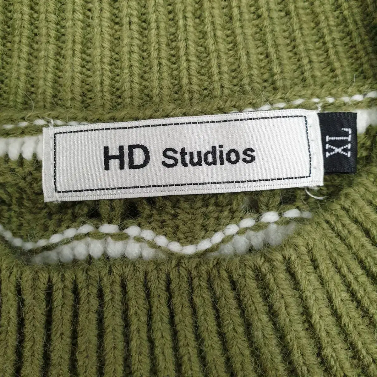 빈티지 만원샵 HD studio 그린 물결 스프라이트 니트