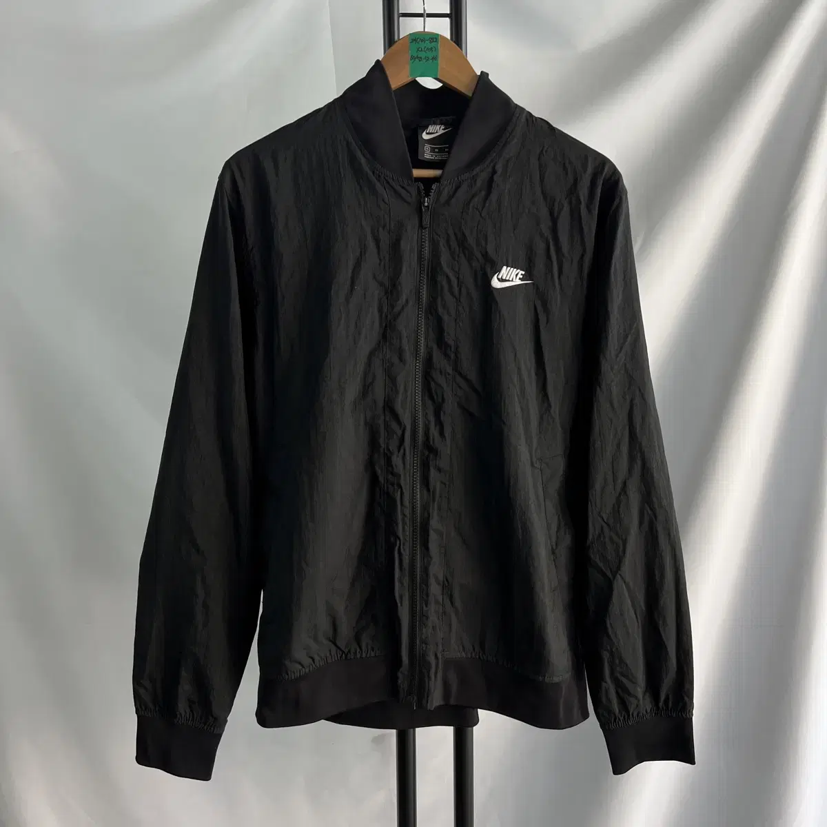 [Genuine/XL] Nike Swoosh Woven Player Functional Black Jacket