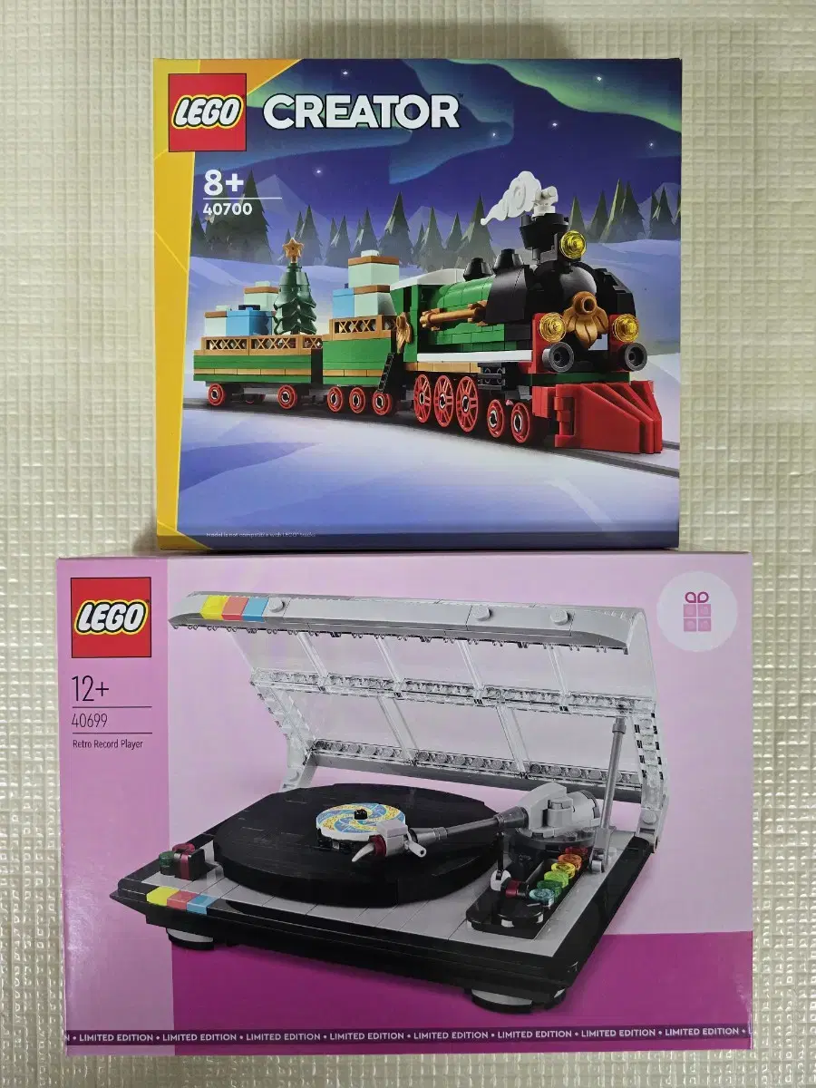 LEGO 40699, 40700 Retro Record Player, Winter Holiday Train