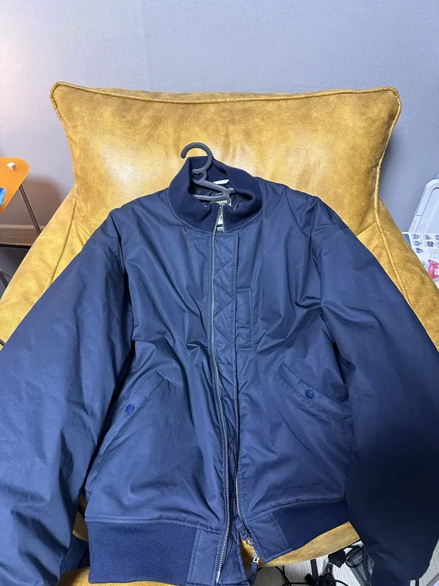 (L) Nanamika Insulation Varsity Navy 23fw