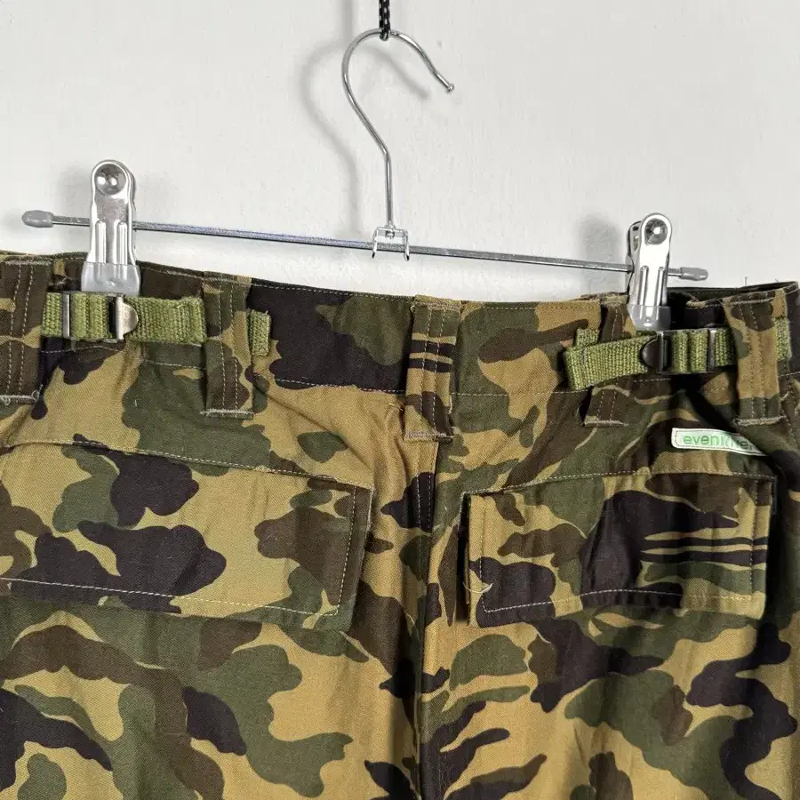 vintage camo cargo pants