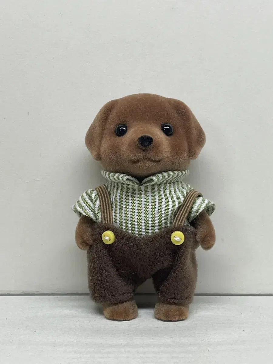 Sylvanian Chocolate Retriever