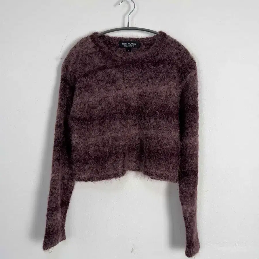 vintage fuzzy cropped knit sweater