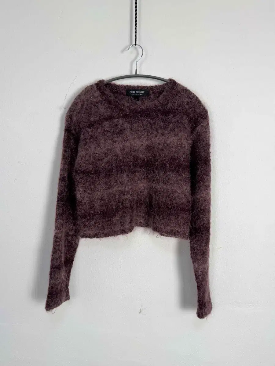 vintage fuzzy cropped knit sweater