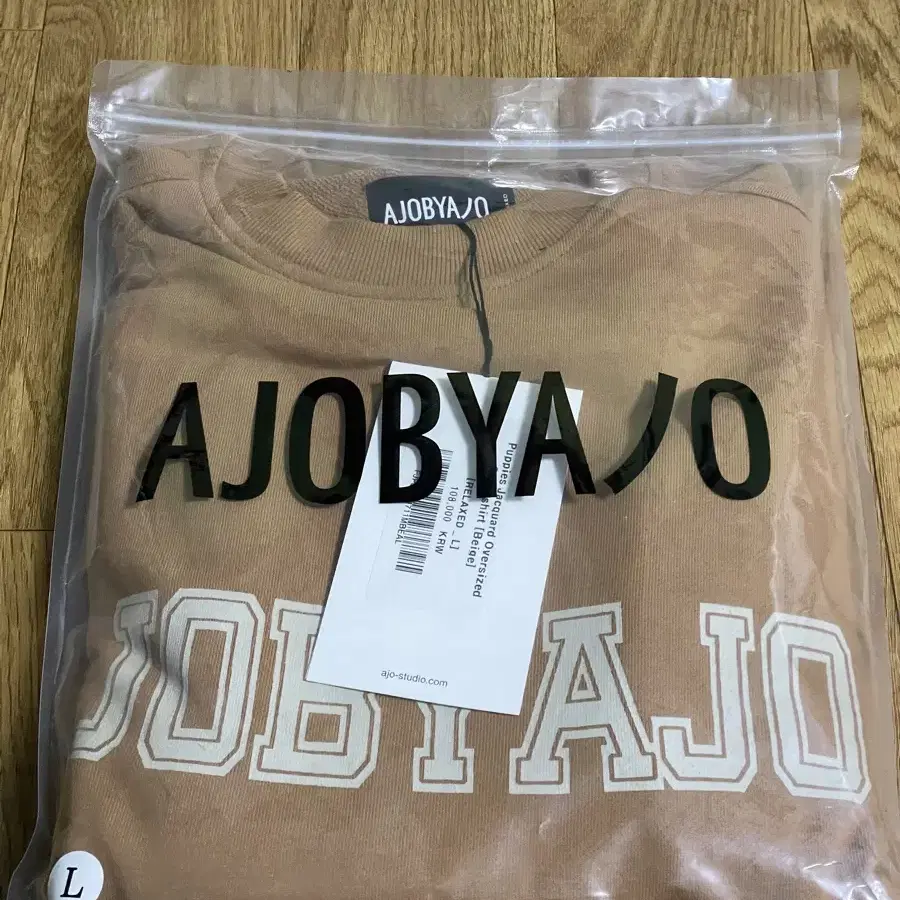 AJOBYAJO 스웻셔츠