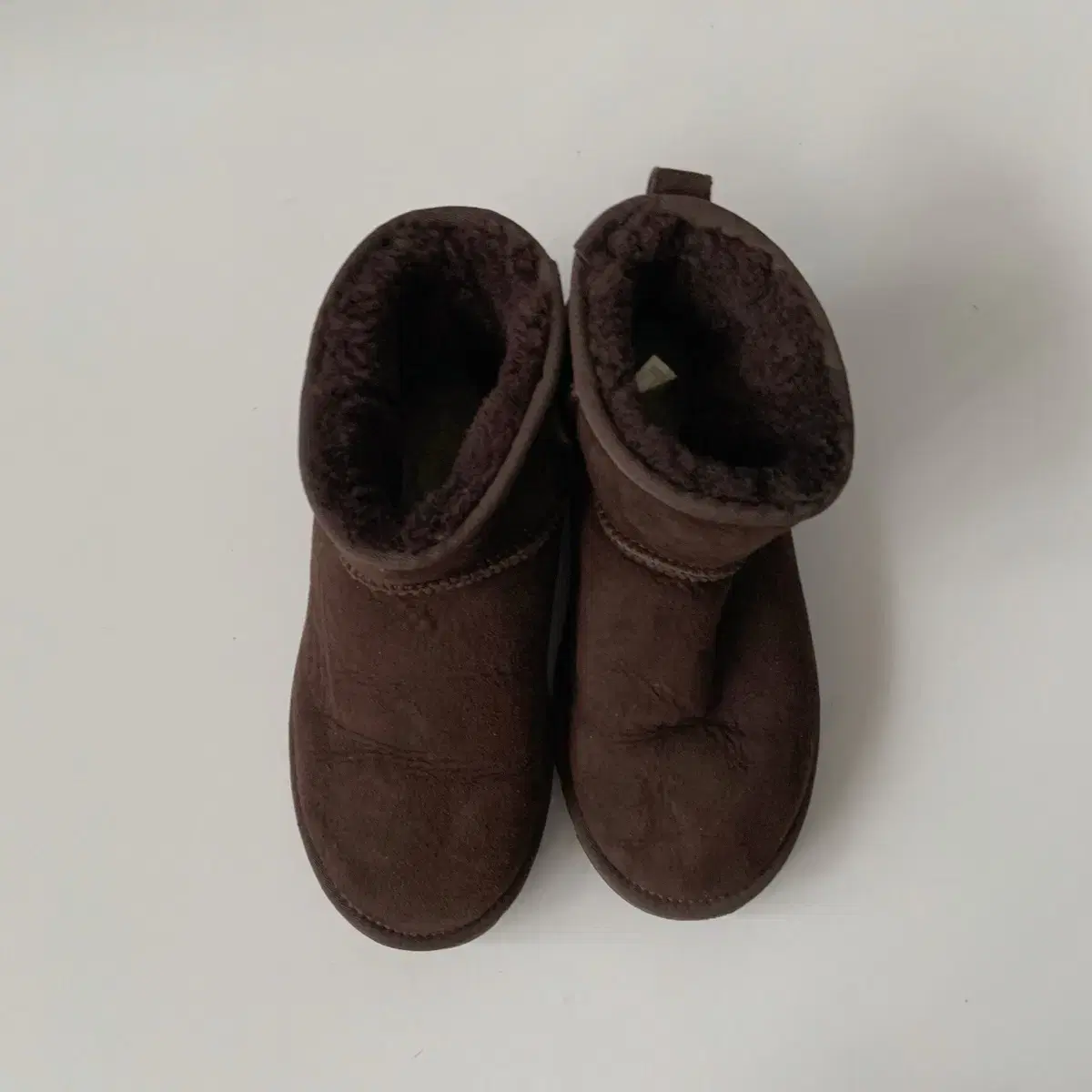 230 어그 Ugg 부츠