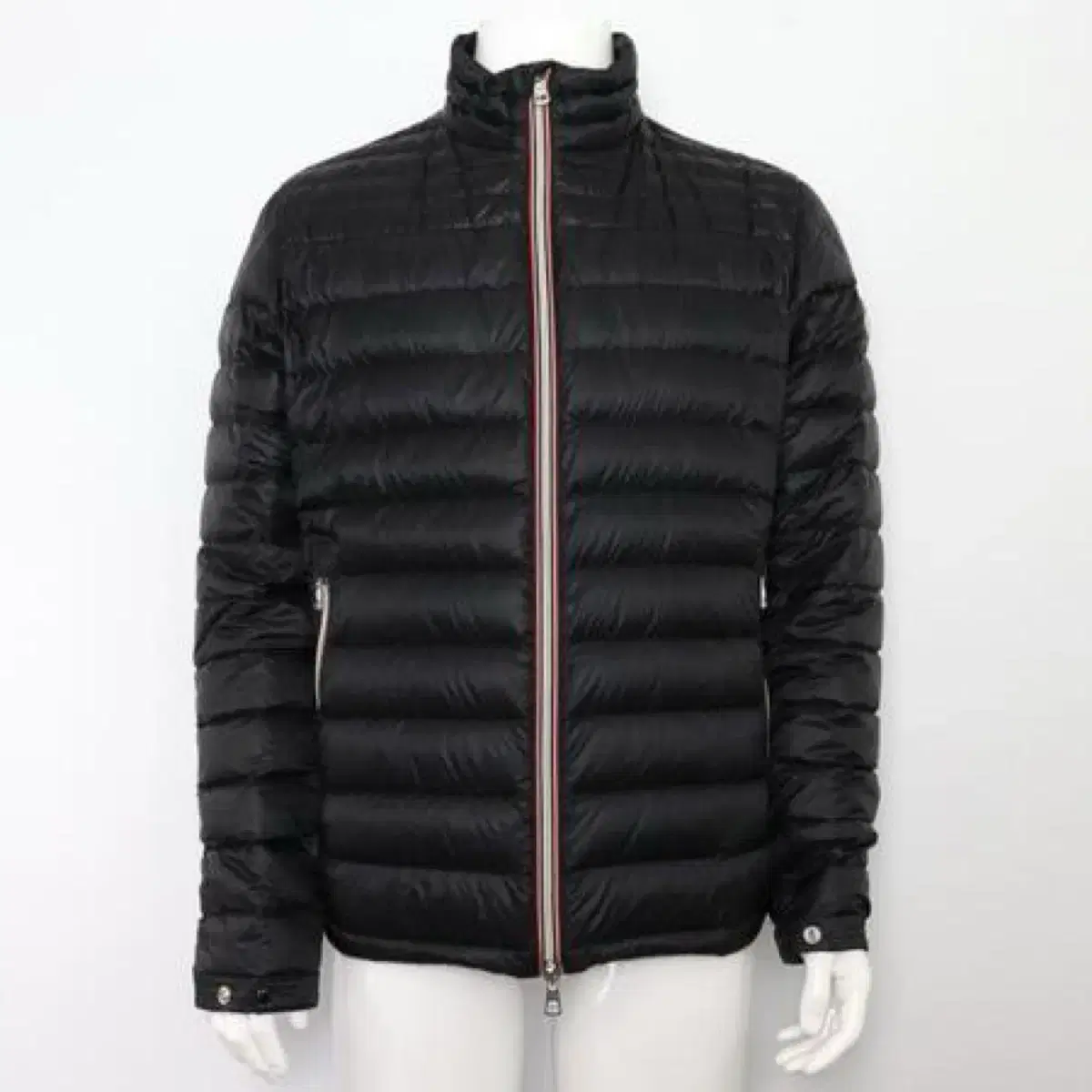 MONCLER(몽클레어) 1A10900 DANIEL 다니엘 남자 경량패딩