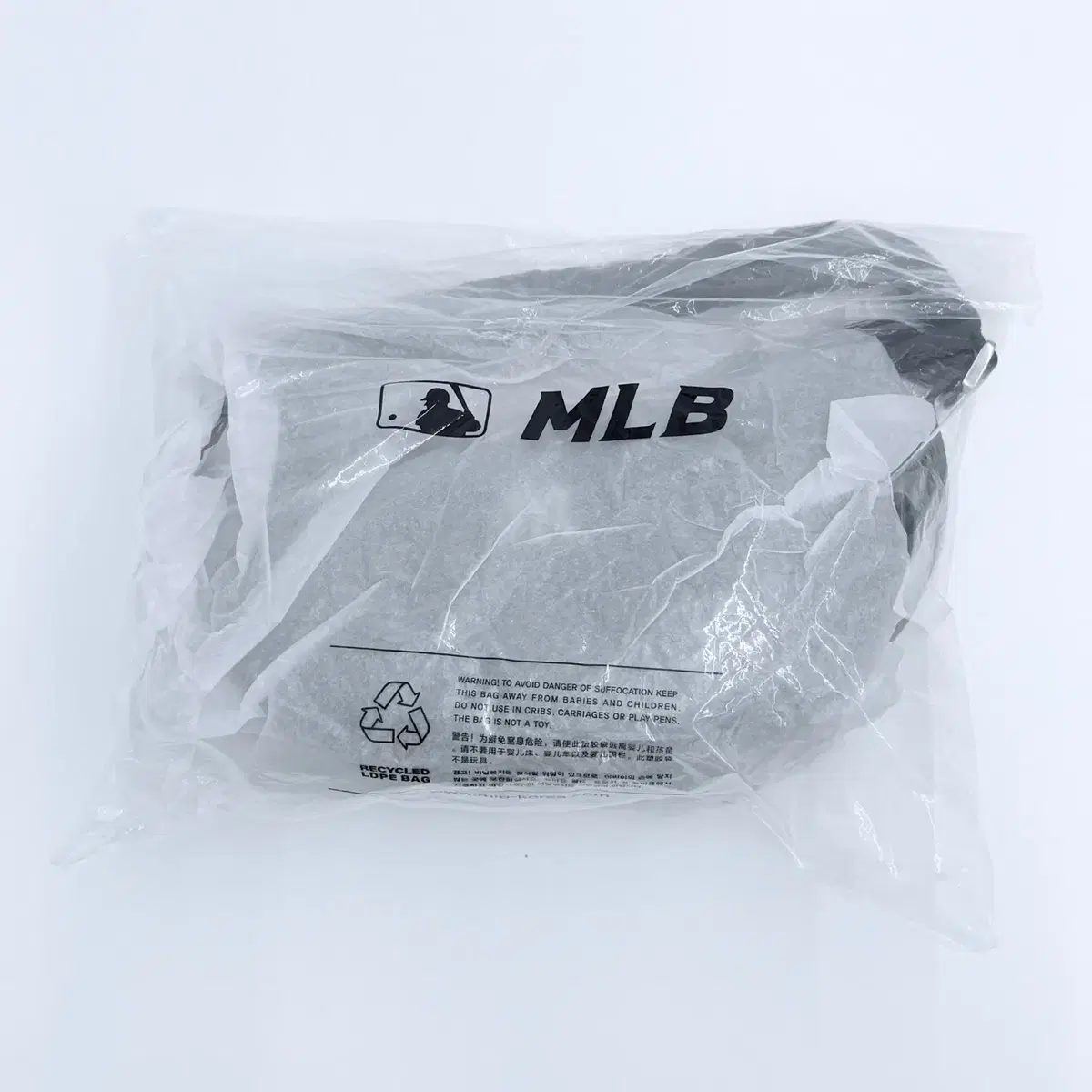 (새상품) MLB 엠엘비 커브 패딩 호보백 패딩가방 패딩백