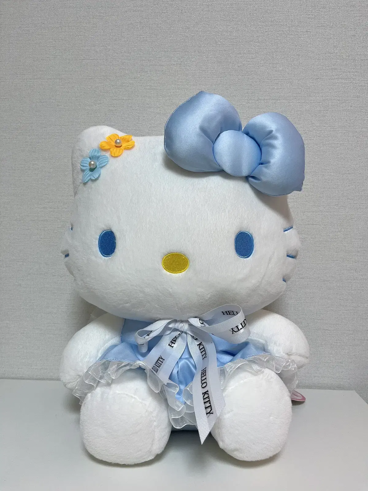 Sanrio Hello Kitty Dress Large Doll New 35cm 23,900won