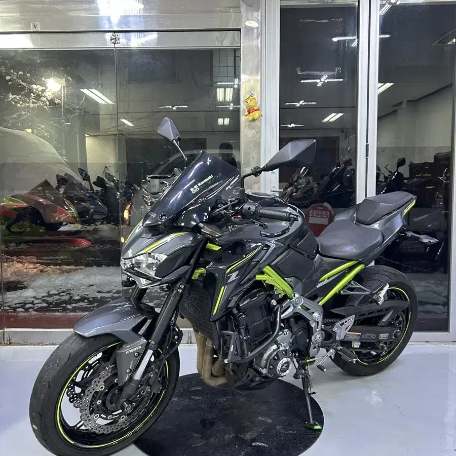 전국최저가 17년식 Z900 2만KM 레오빈스머플러 구변완료O