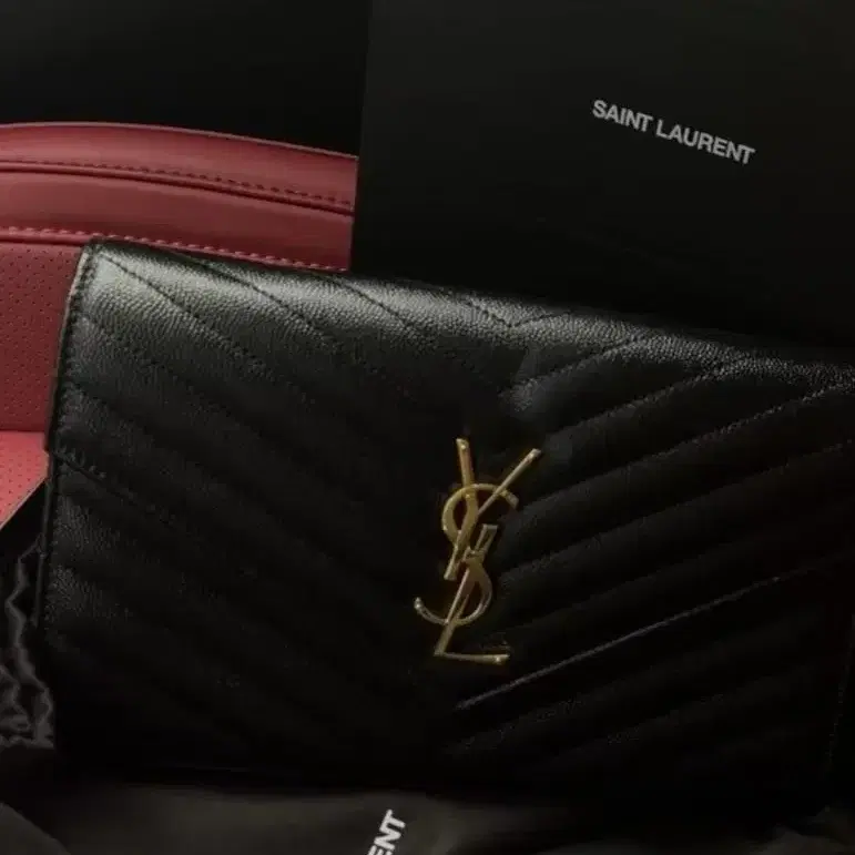 SAINT LAURENT YSL 파리 금색 로고 체인 슬링백