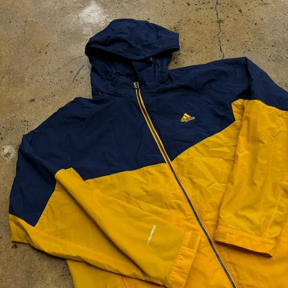 [ Genuine/115 ] adidas Windbreaker