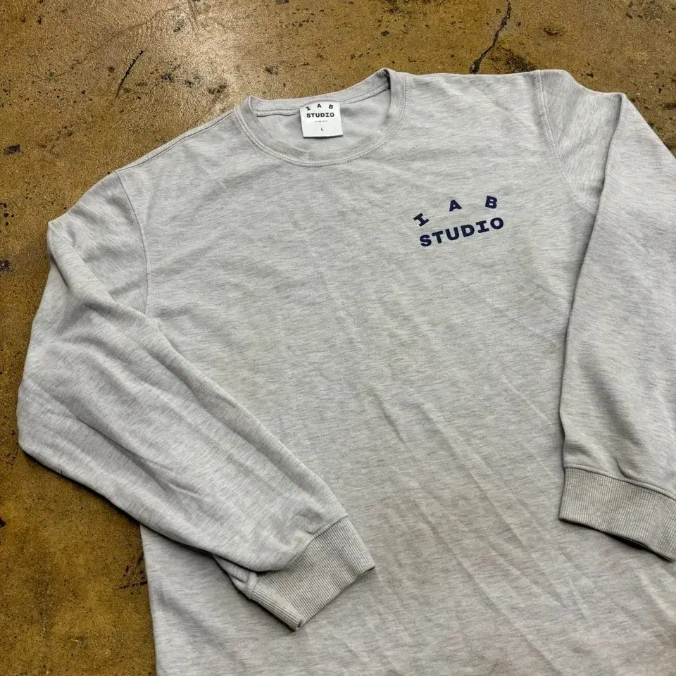 [ Genuine/L ] I APP Studio Long Sleeve Long Sleeve Tee