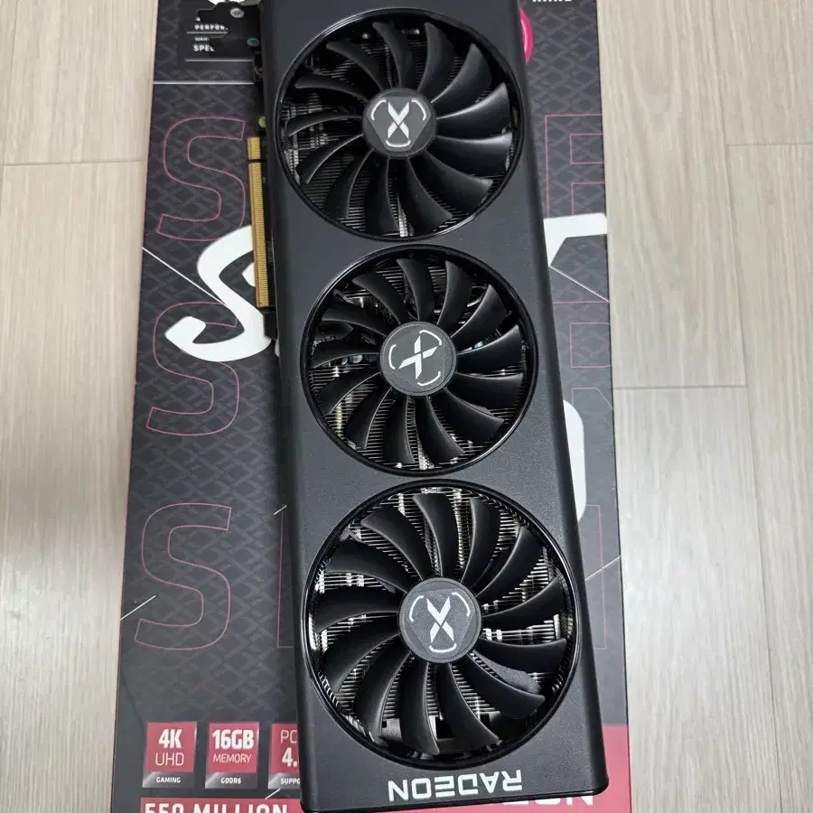 XFX RX6800 RX 6800 16gb 그래픽카드 8월 구매