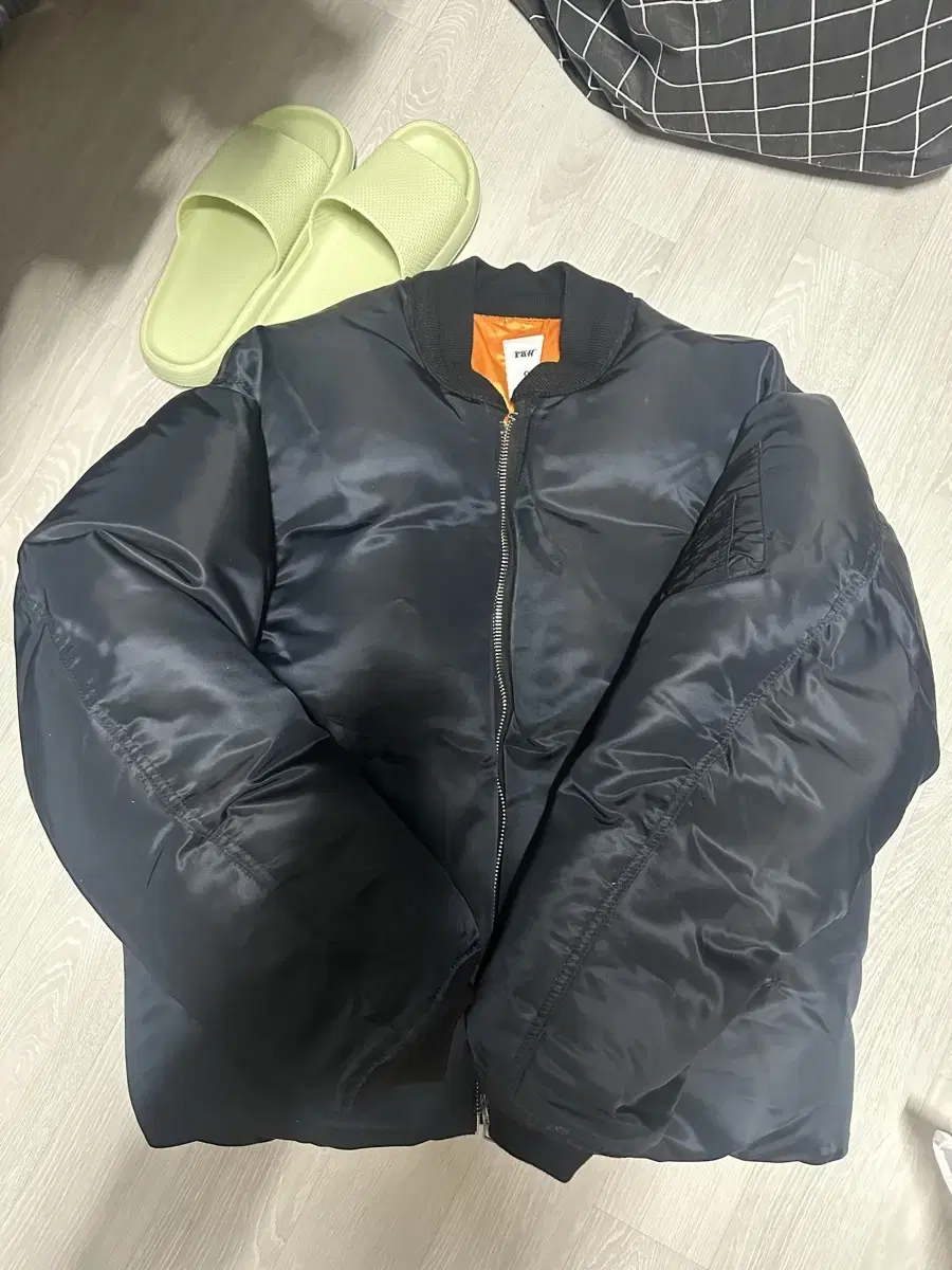 [0]Bla Down Jacket