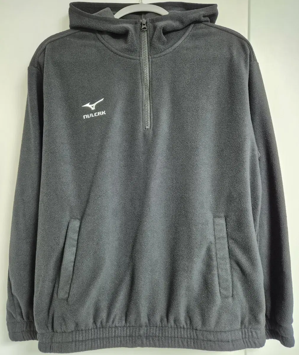 Mizuno brushed hooded half zip up (unisex)