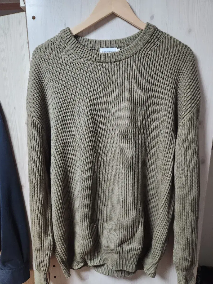 SEW Crew neck cotton rib knit 3 sizes