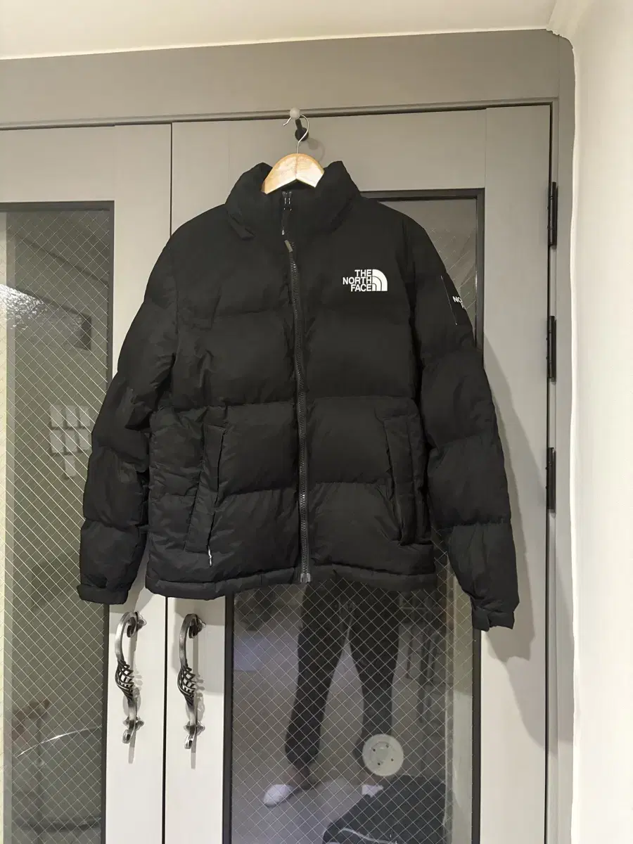 The North Face Knopsie Goose Down Puffer Black White Belle 95(M)