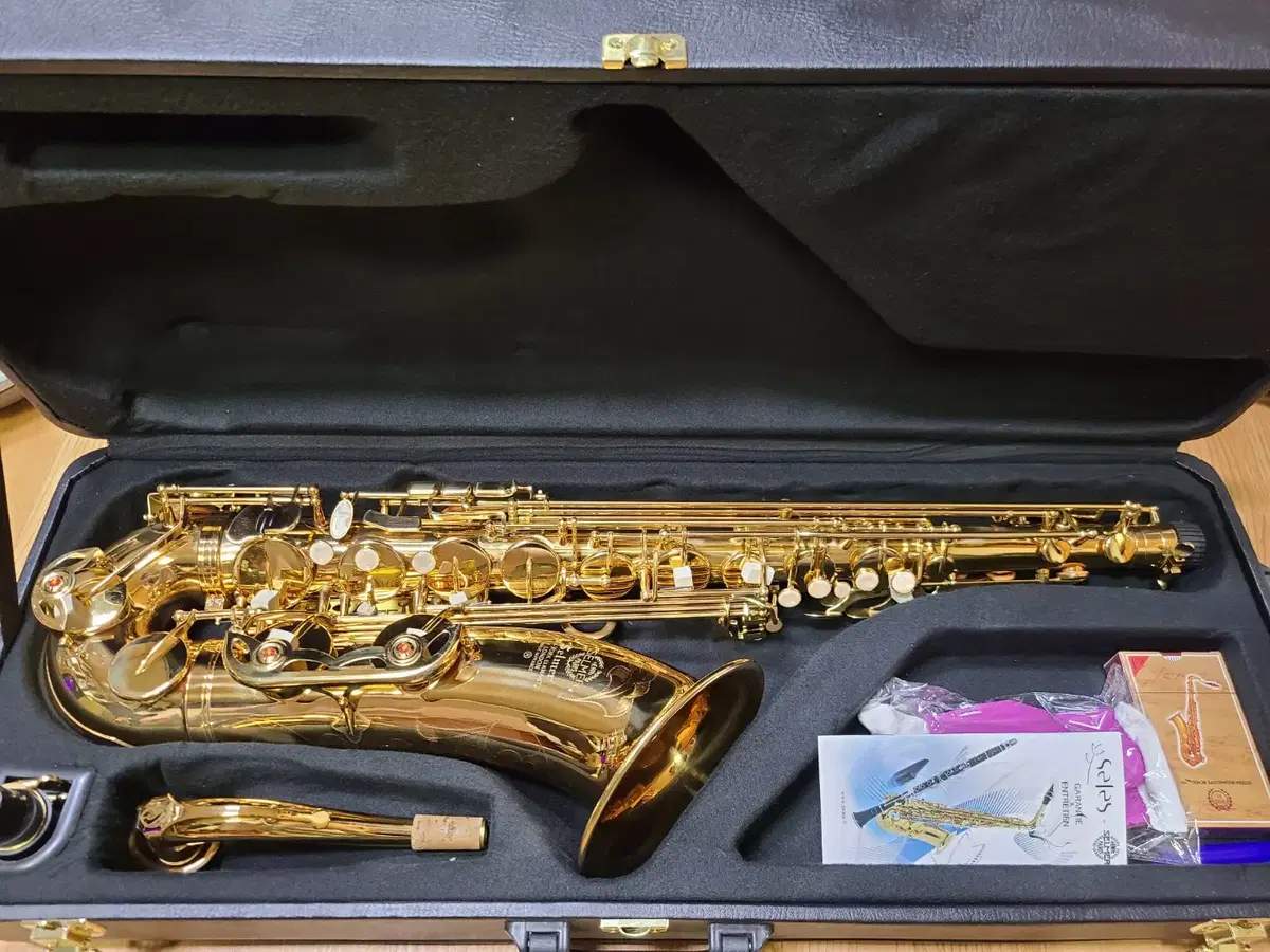 Selma TaiwanOEMSex saxophone tenor New September 2024Production han timeBig price disposal